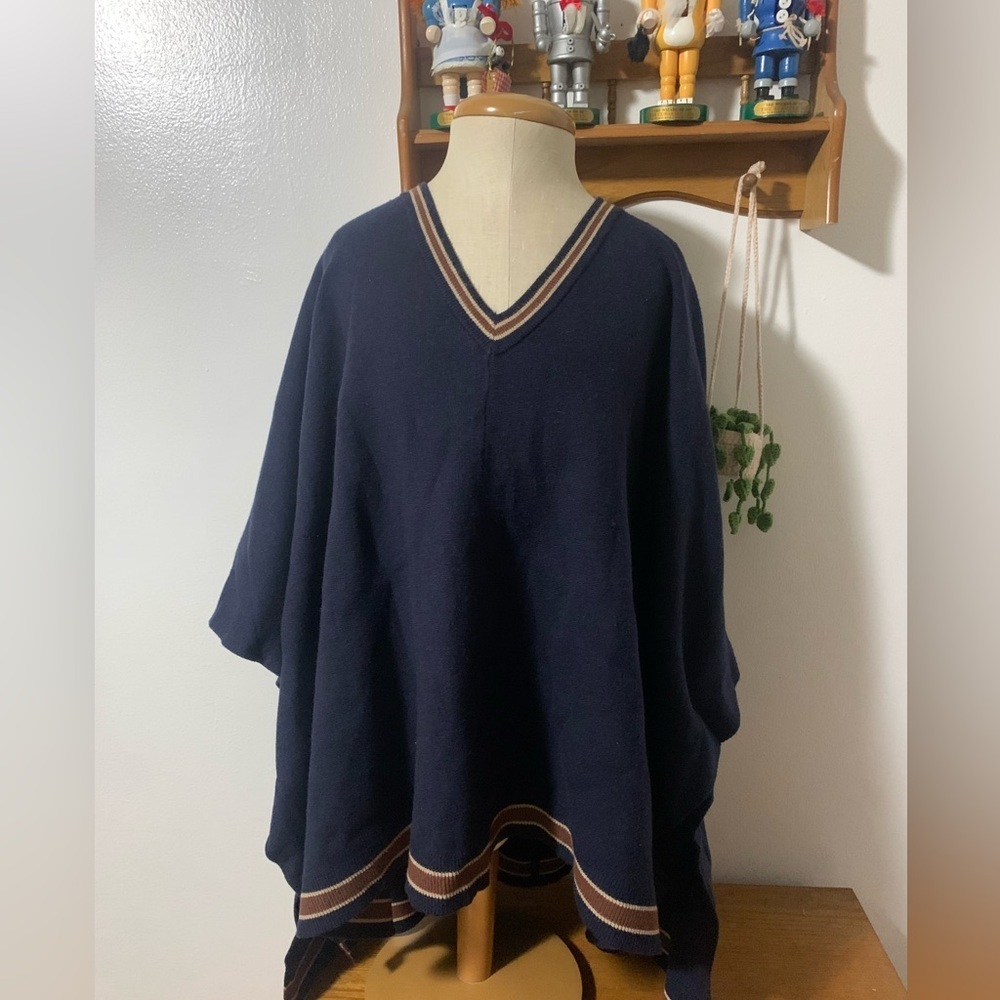 House of Harlow 1960 Navy Boho Poncho One Size - Picture 8 of 15